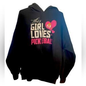 Gildan HOODIE Women's XL Black Heavy Blend Graphic This Girl Loves Pickle Ball